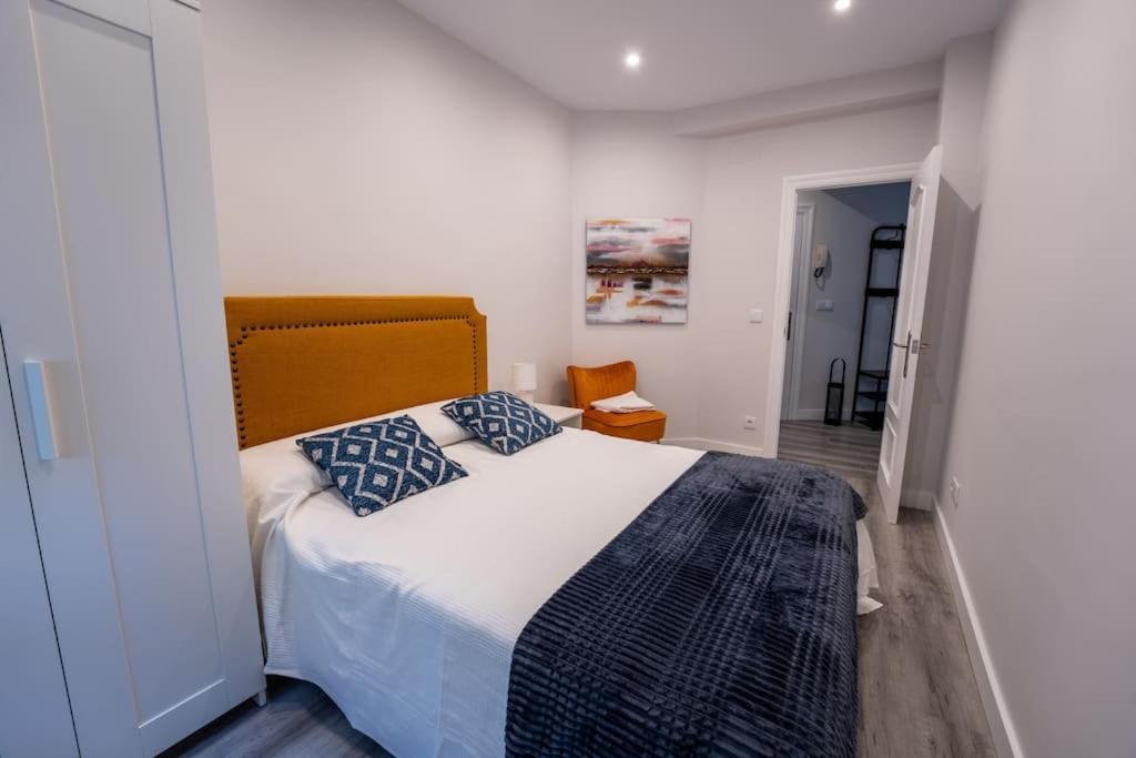 Valdecilla Center Apartment Santander Exterior photo