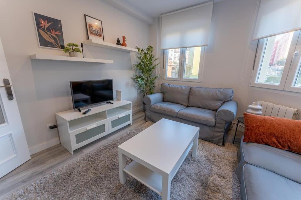 Valdecilla Center Apartment Santander Exterior photo