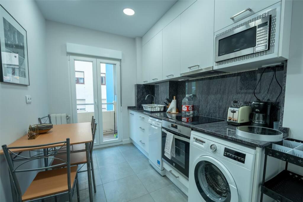 Valdecilla Center Apartment Santander Exterior photo